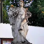 Hradecka Telč