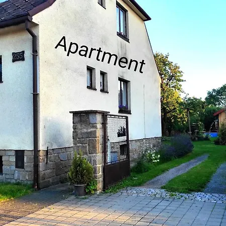 شقة Apartment Telc Hradecka *
