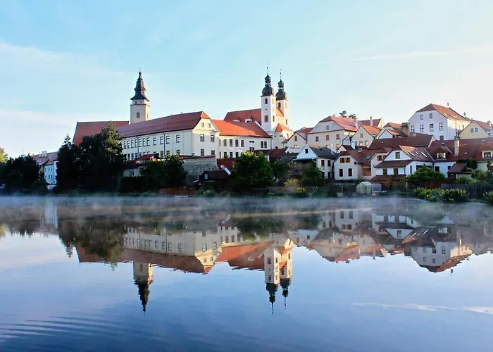 Hradecka * 텔치